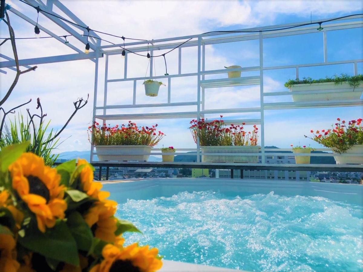 Olivia Hotel And Apartment Nha Trang Buitenkant foto